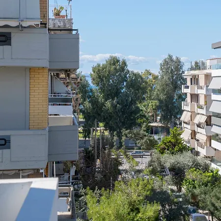 Aparthotel Celia 2*