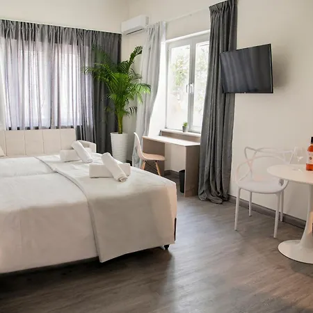 Aparthotel Celia